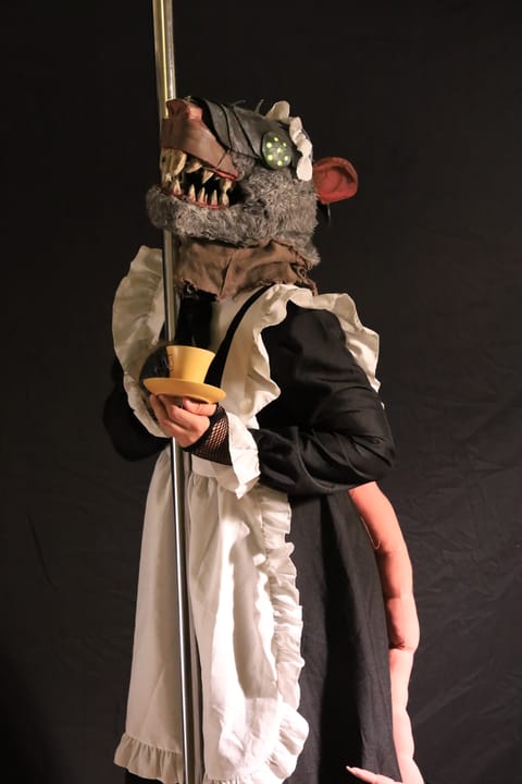 Photo 14 of 44 from Skaven Maid