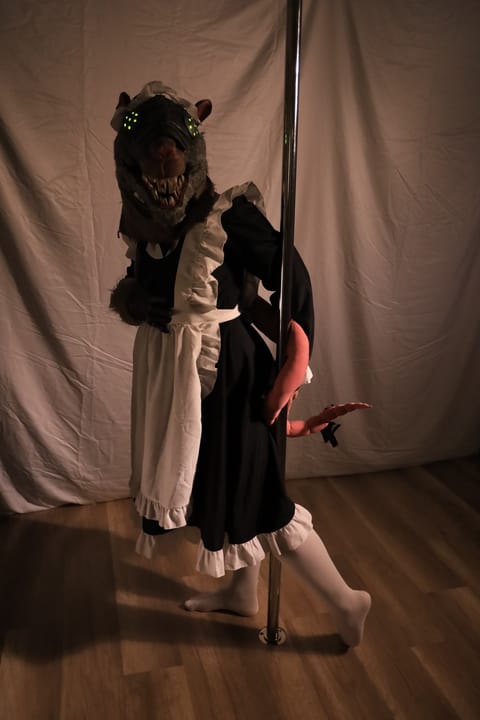 Photo 28 of 44 from Skaven Maid